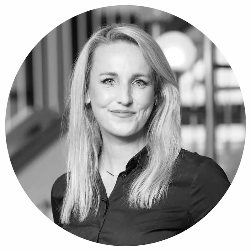 drtinaklages-portrait-kontakt